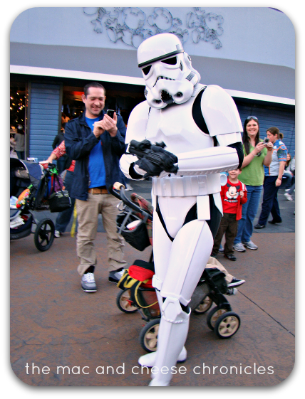 stormtrooper disneyland paris